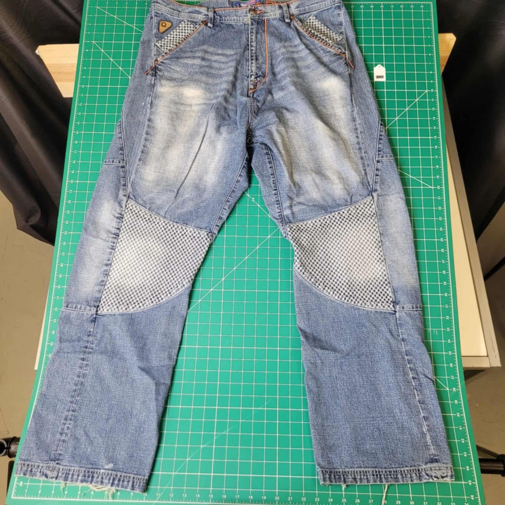 Akademiks 40 Men's Blue Jeans with Checkered Accent #093